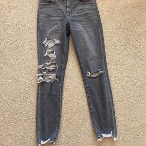 COPY - american eagle ripped jeans